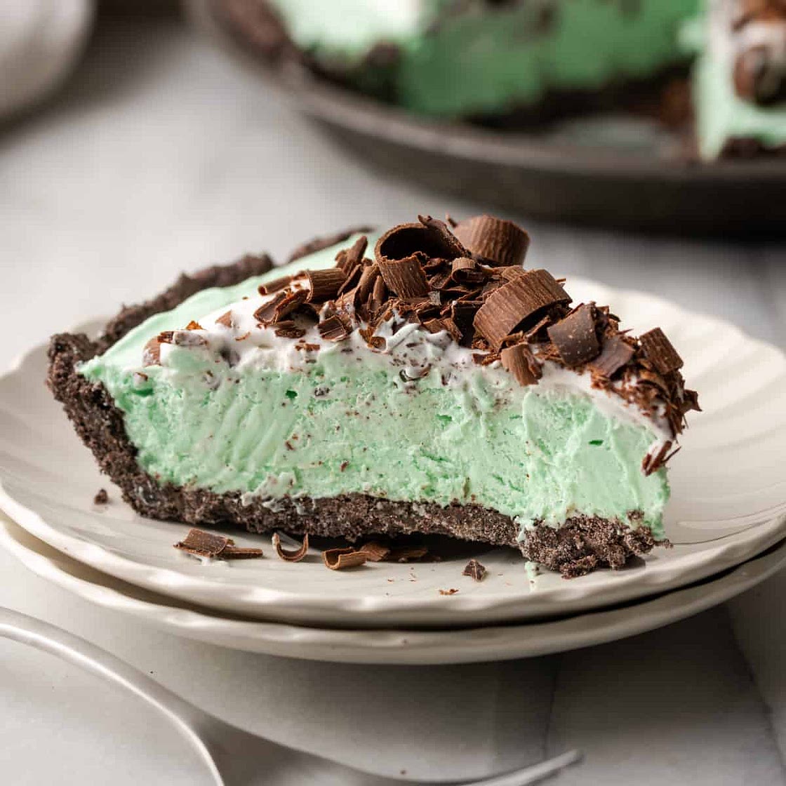No Bake Chocolate Mint Pie