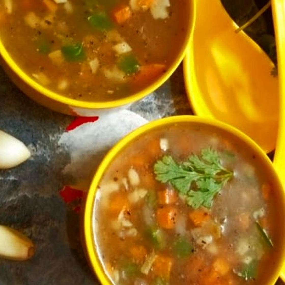 जिंजर गार्लिक सूप (Ginger Garlic soup recipe in Hindi)