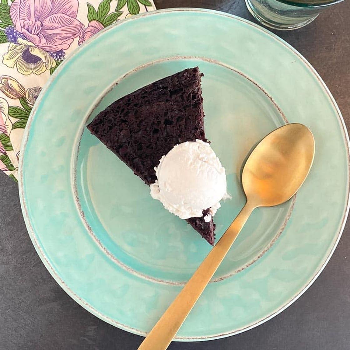 Gluten-Free Low FODMAP Maple Mocha Cake