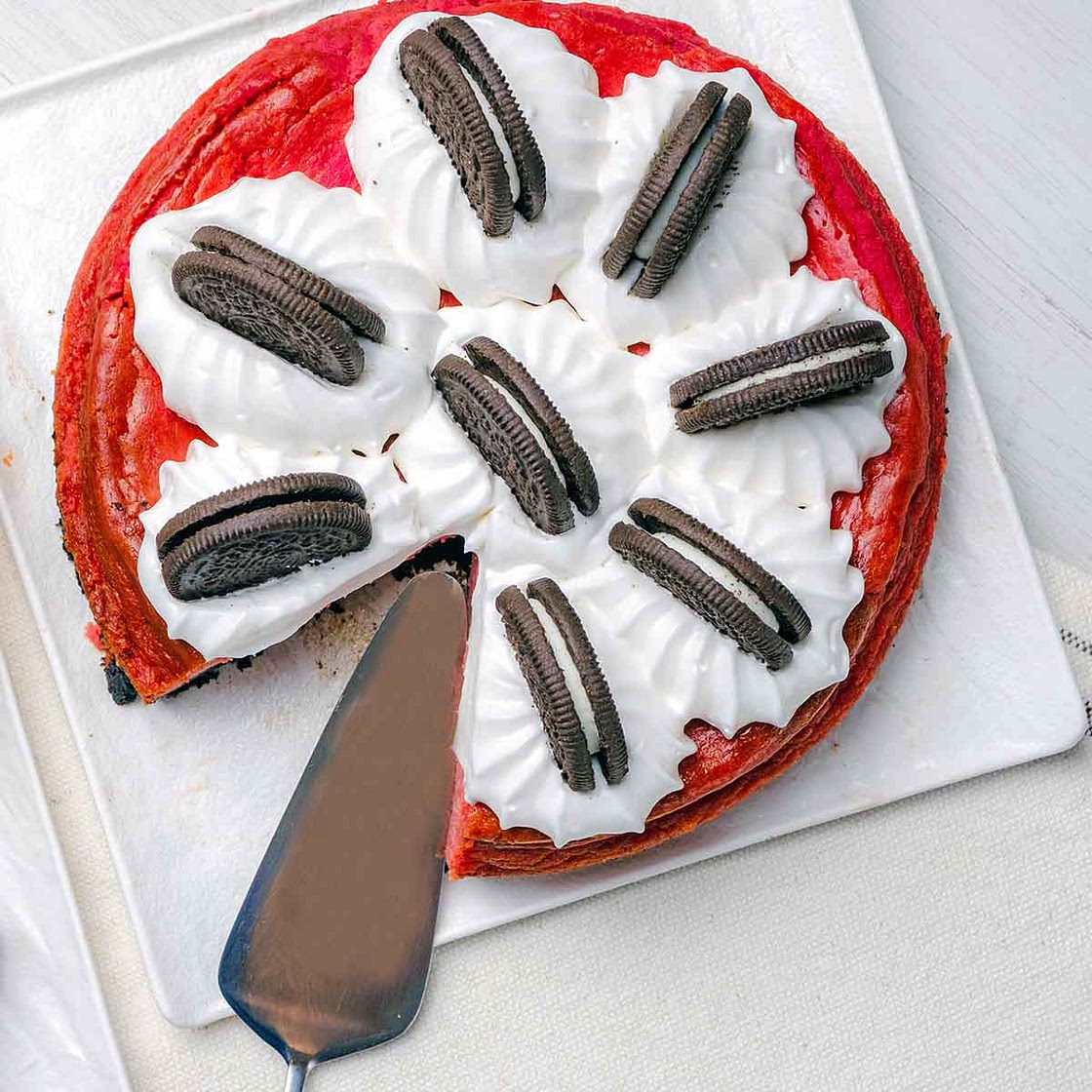 Mini Oreo Red Velvet Cheesecake