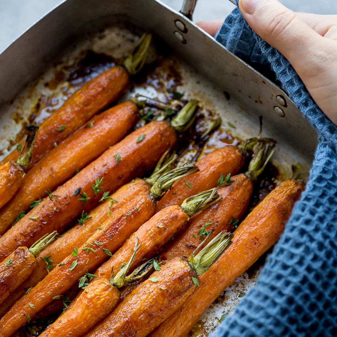 Easy Maple Roasted Carrots