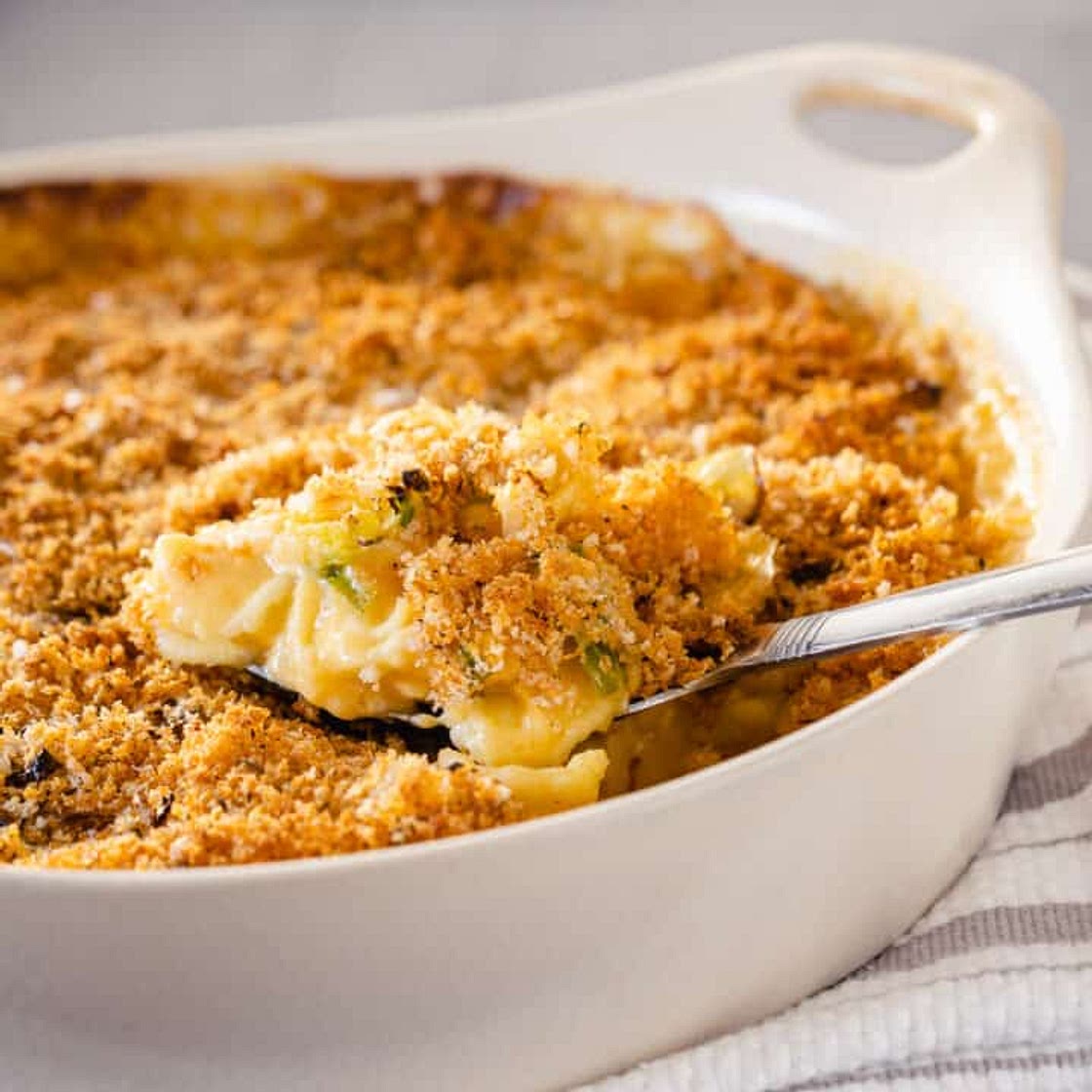 Baked Brussels Sprouts Mac and Cheese with Breadcrumbs