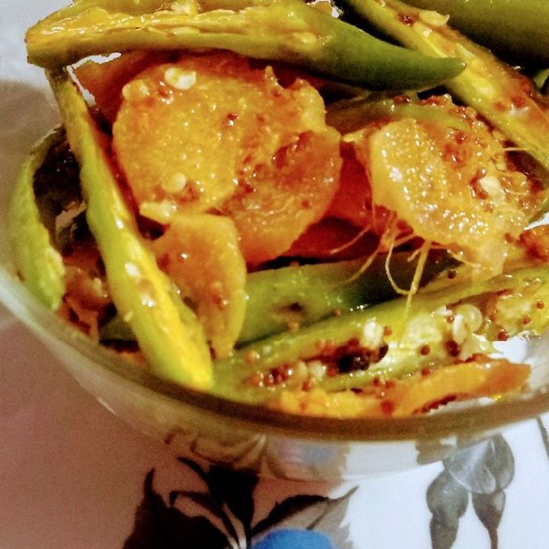अदरक हरी मिर्च का आचार (Adrak hari mirch ka achar recipe in Hindi)