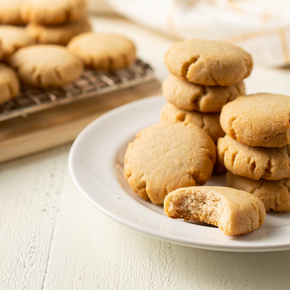 Vanilla Shortbread Cookies (AIP/Paleo)