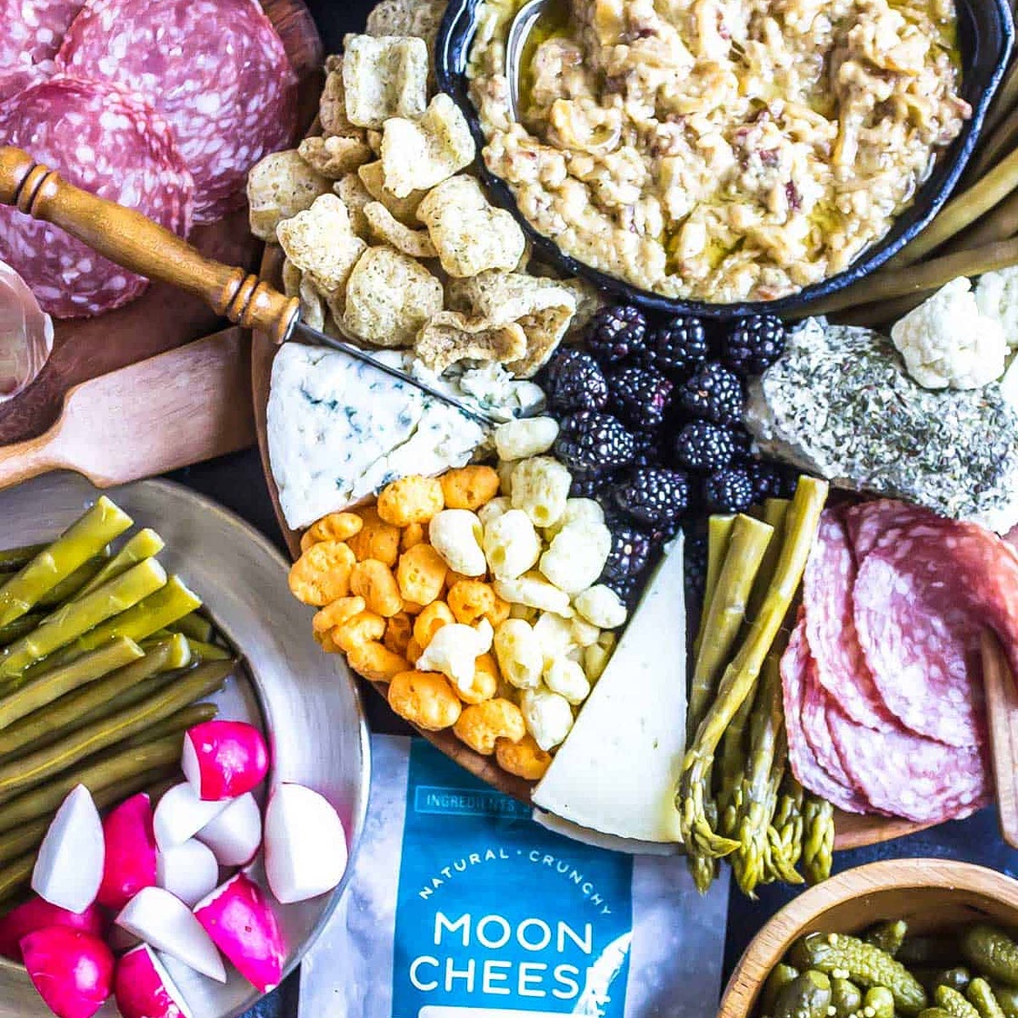 Keto Caramelized Onion Dip with Bacon