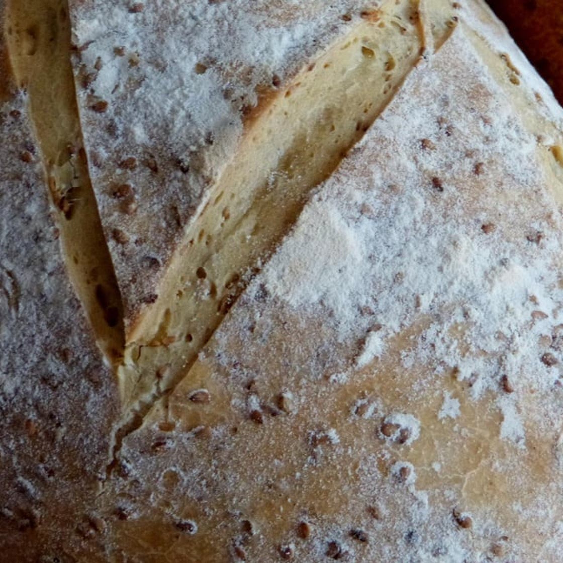 Pain italien aux graines de sésame dorées