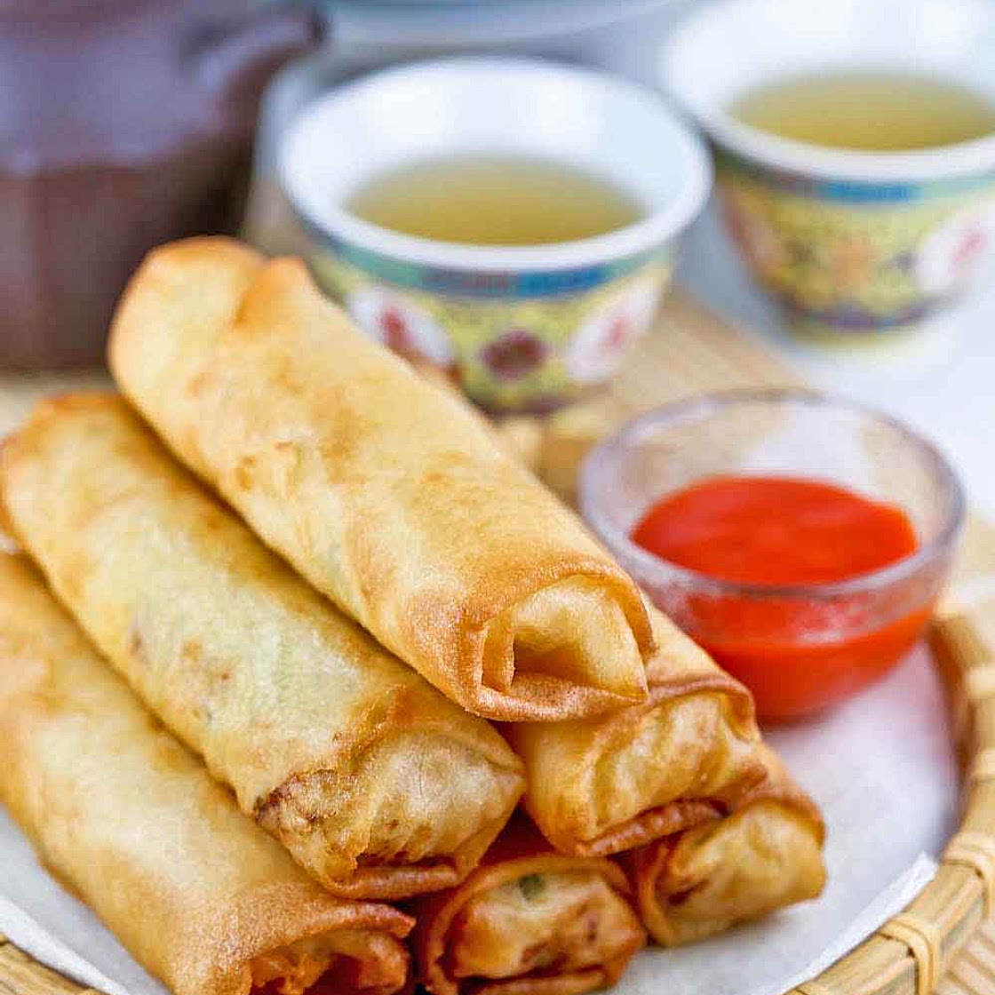 Fried Popiah (Spring Rolls)