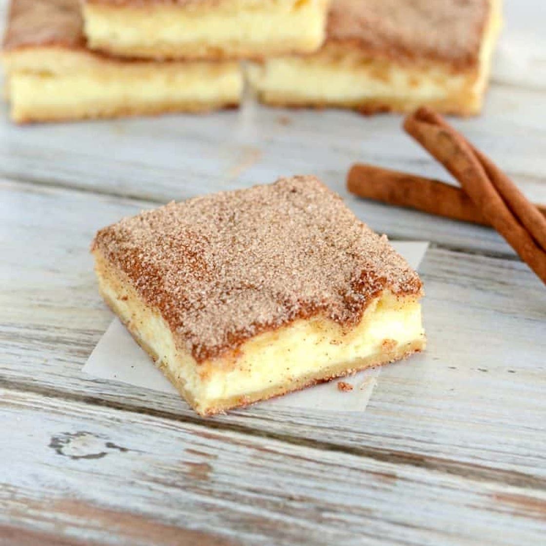 Churro Cheesecake Bars