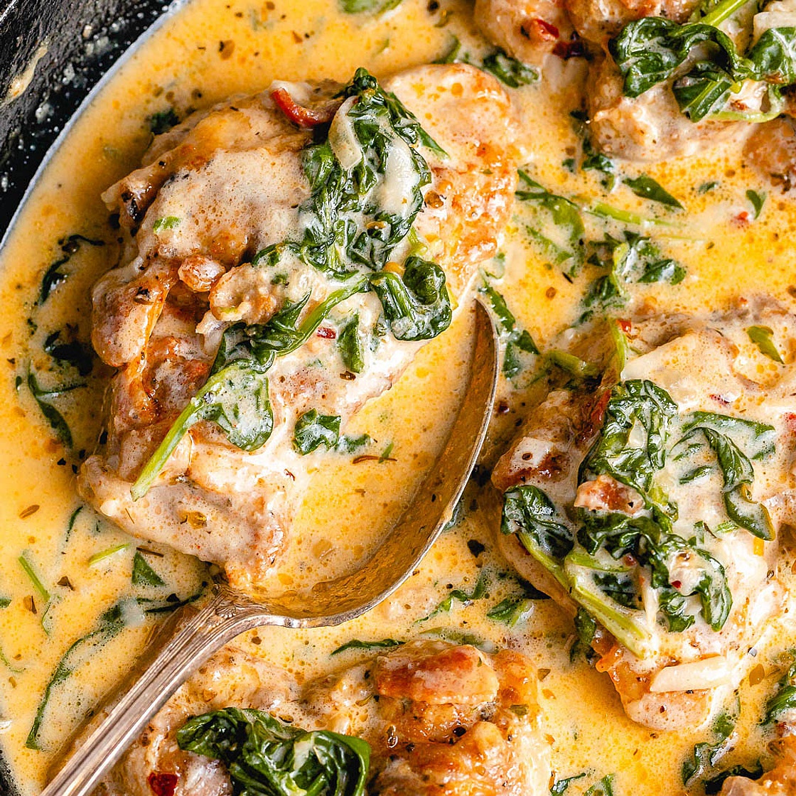 Creamy Garlic Chicken with Spinach and Bacon