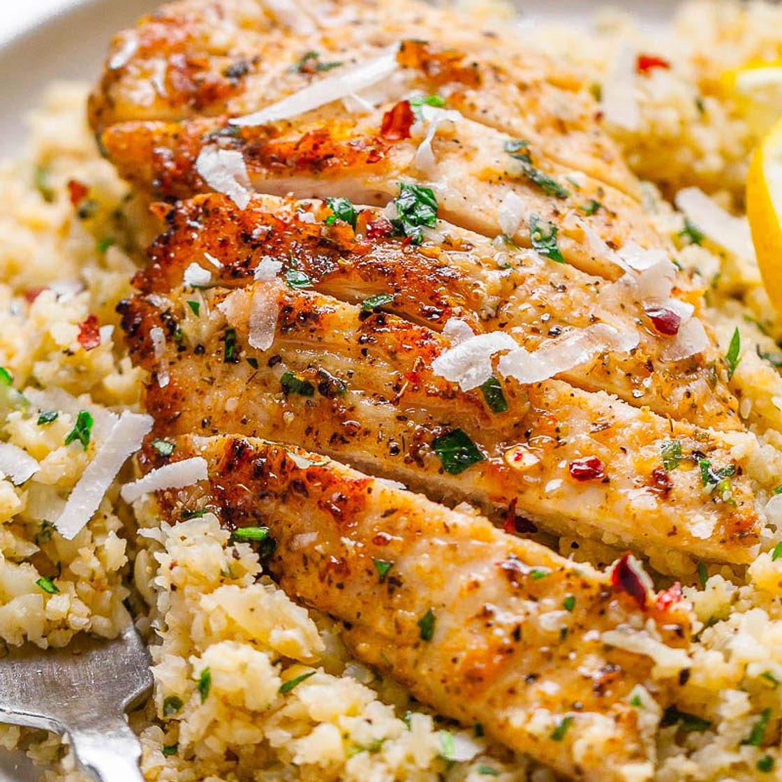 Garlic Butter Chicken with Cauliflower Rice