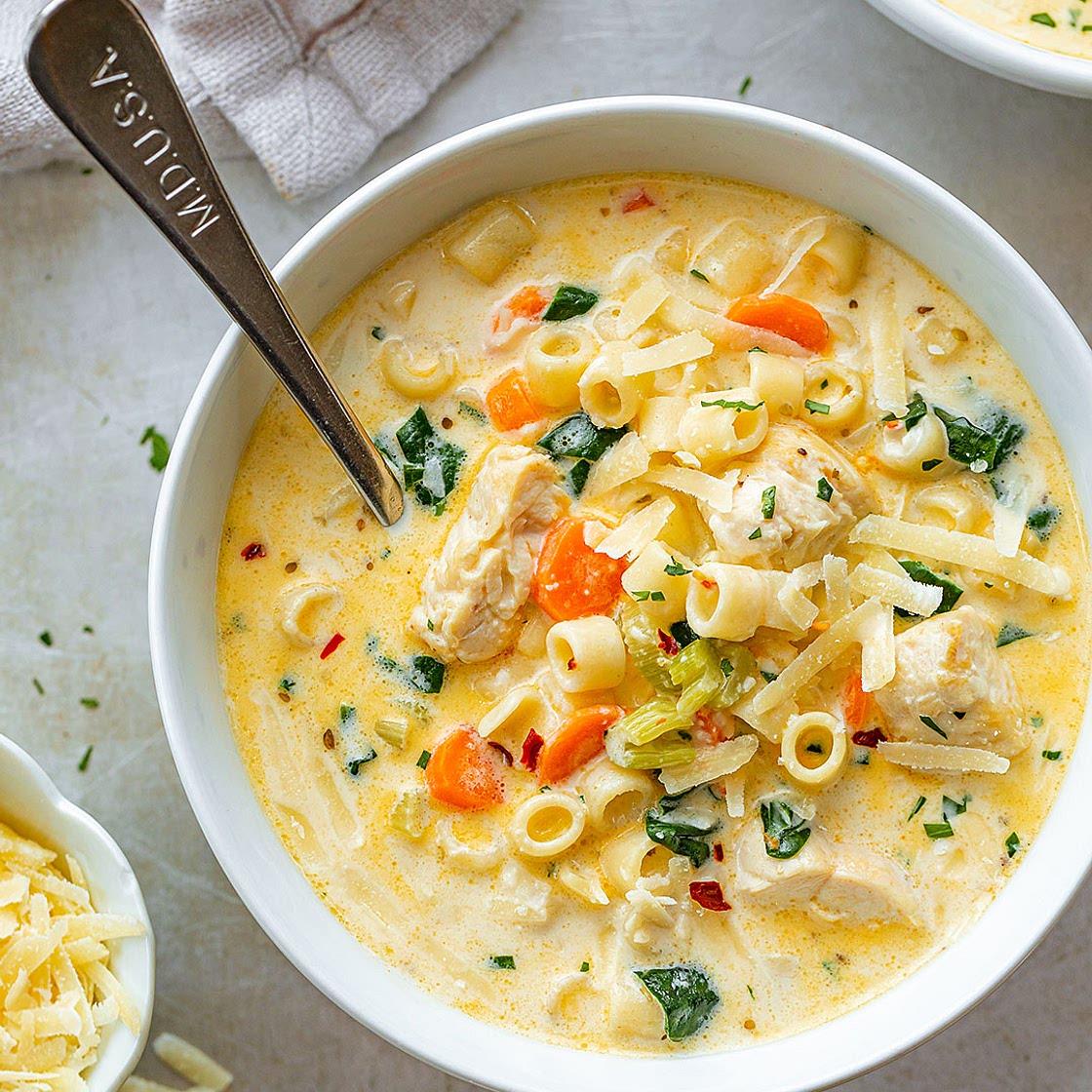 Creamy Chicken Soup with Pasta and Spinach