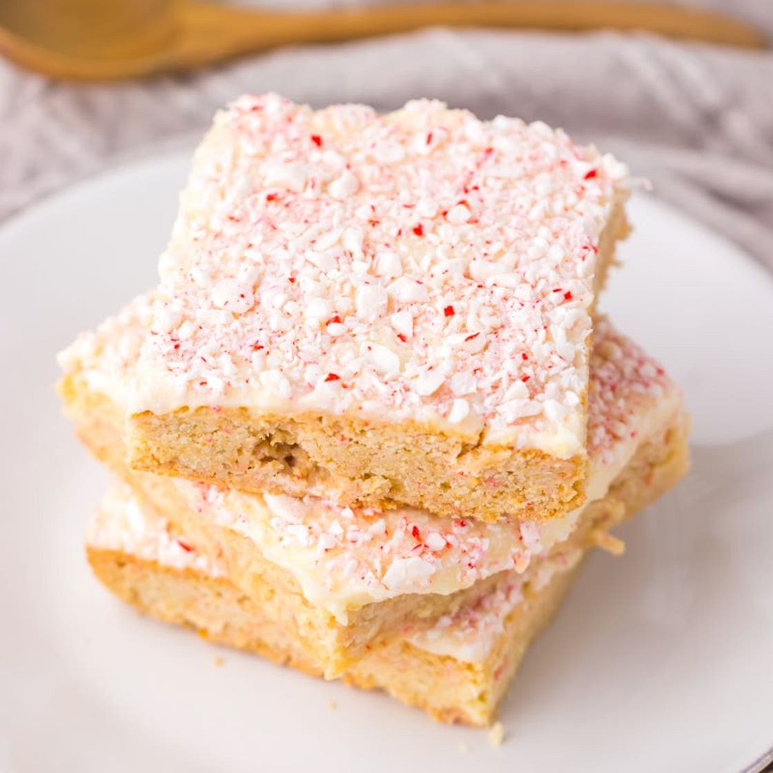 Peppermint Sugar Cookie Bars