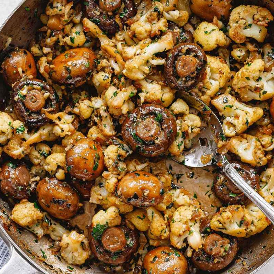 Garlic Mushrooms Cauliflower Skillet