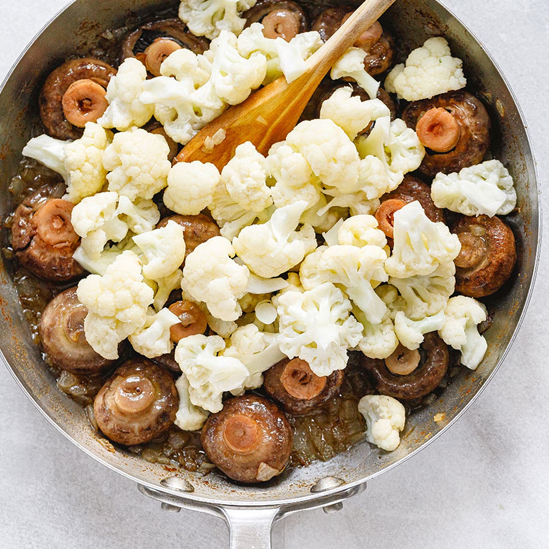 Garlic Mushrooms Cauliflower Skillet