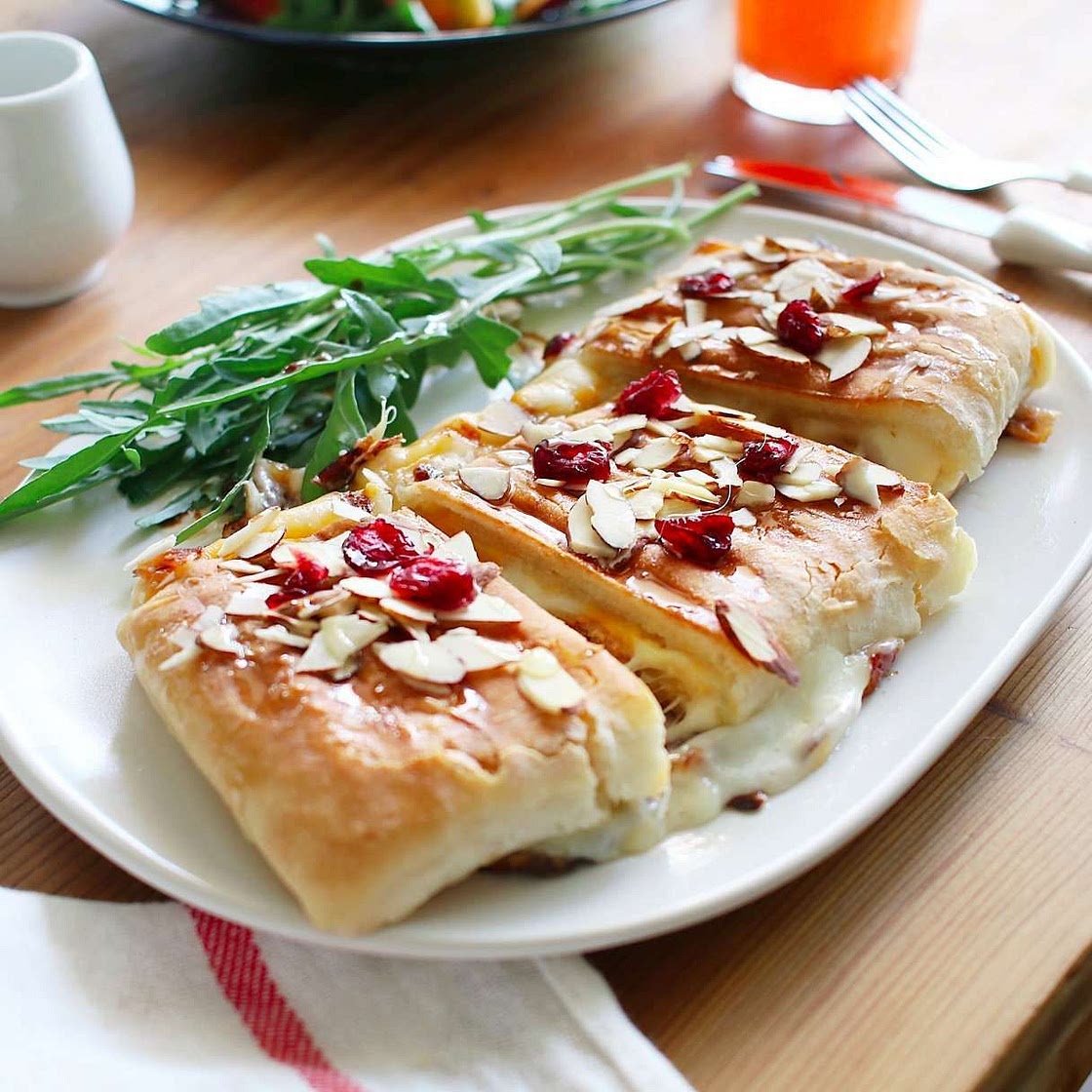 허니치즈파니니