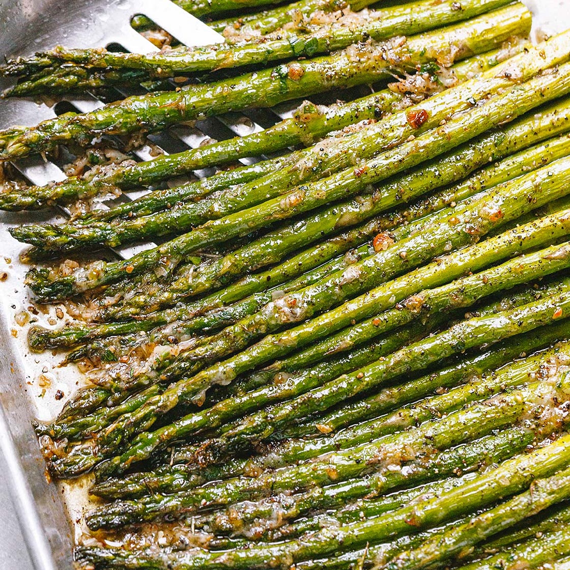 Oven-Roasted Asparagus with Garlic Parmesan
