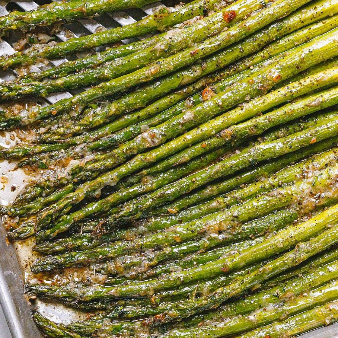 Oven-Roasted Asparagus with Garlic Parmesan