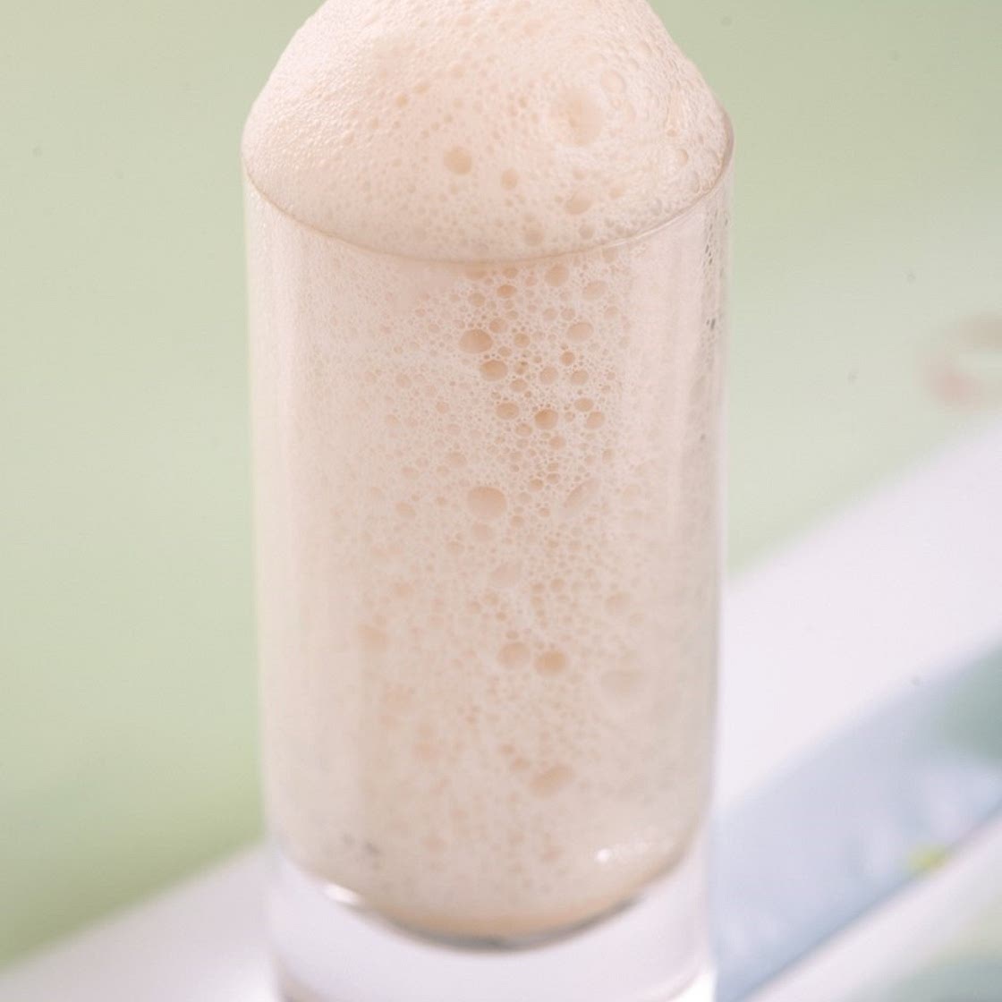 로열 밀크티 거품 만드는 법