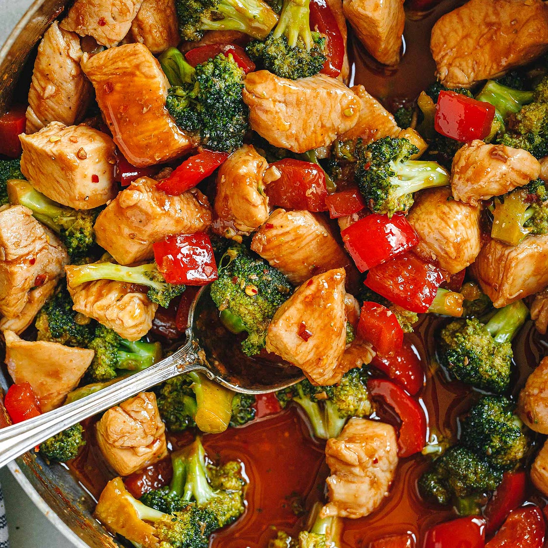 Healthy Chicken Stir-Fry with Broccoli