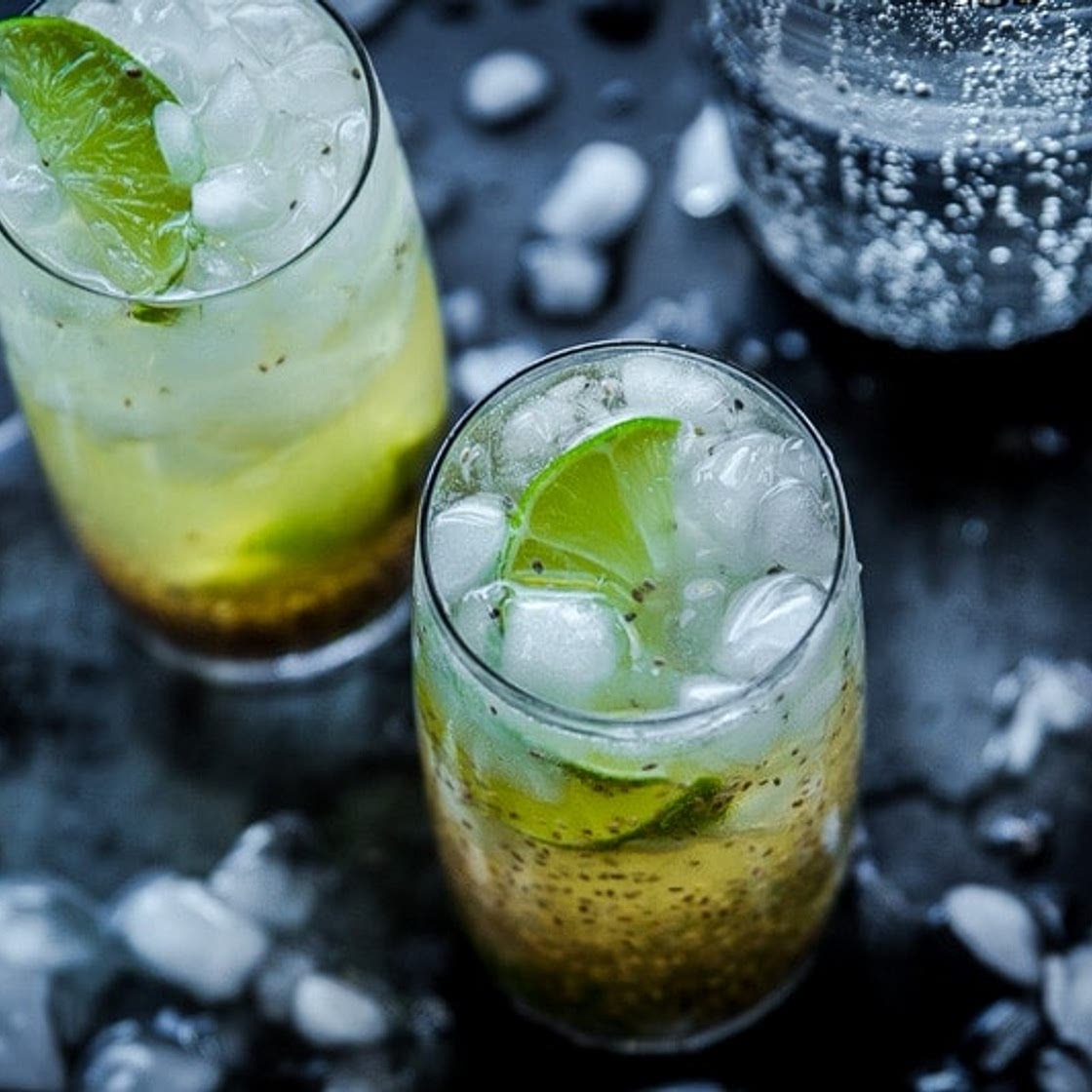 SPARKLING CHIA REFRESHER