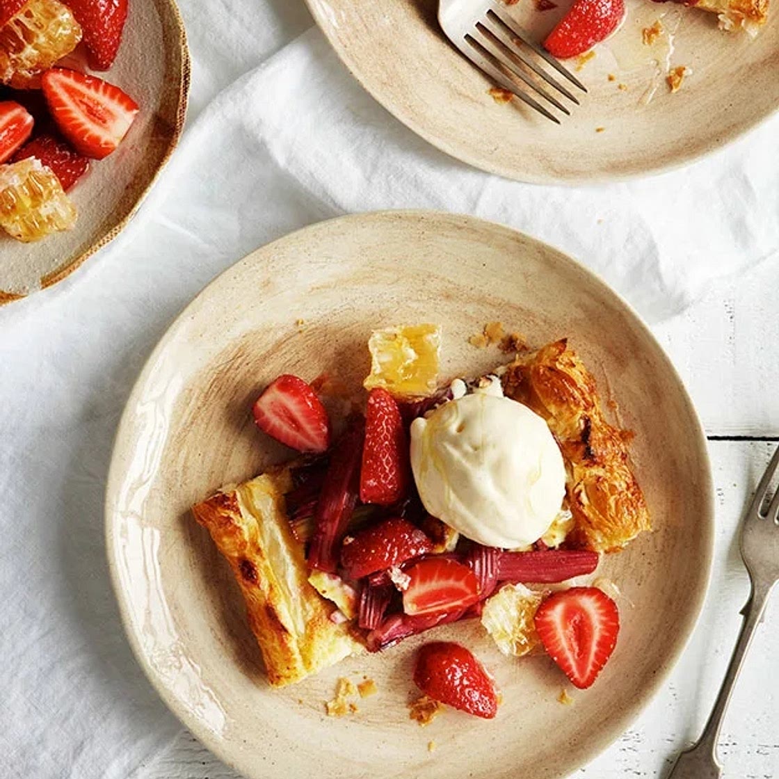 Rhubarb and ricotta tart