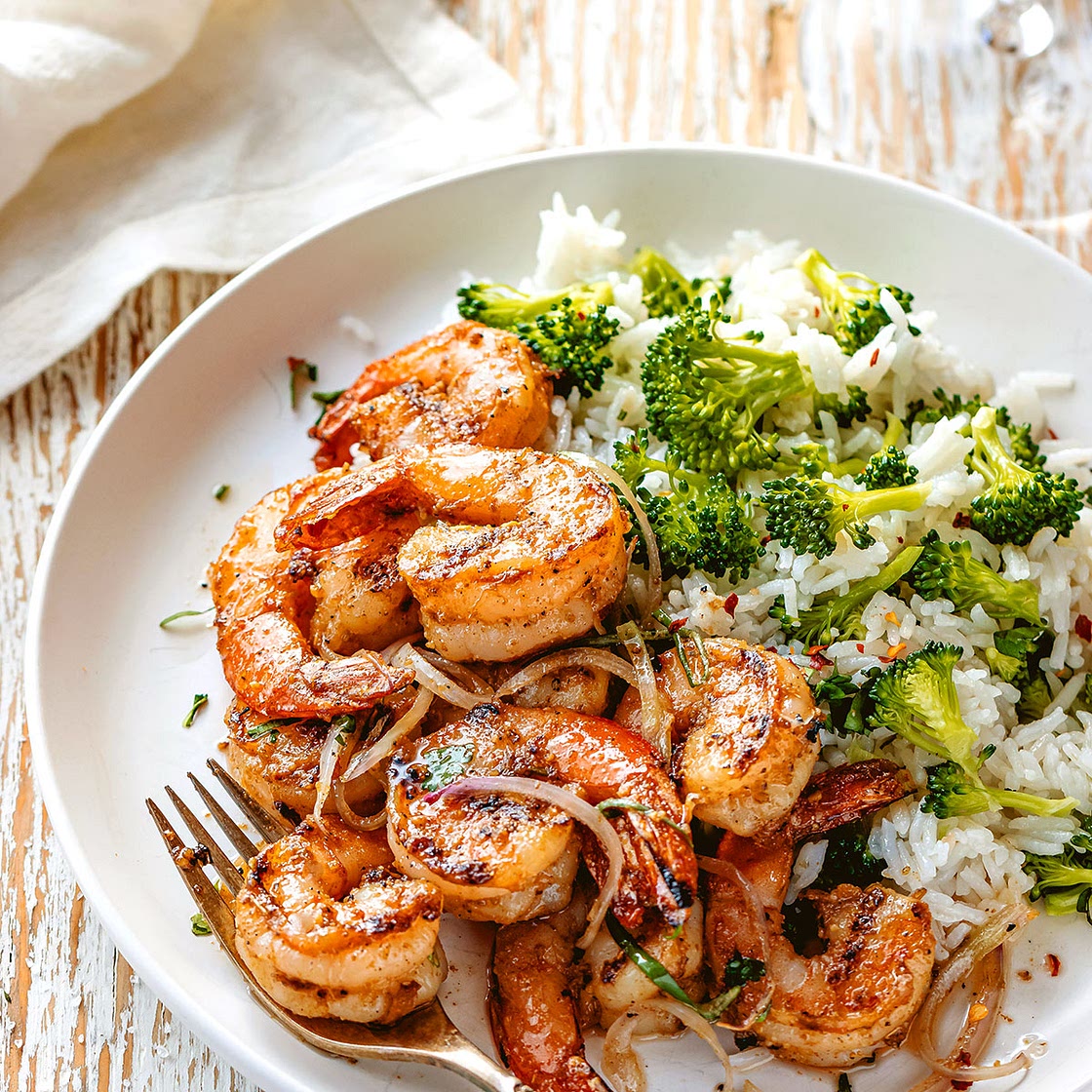 Garlic Butter Shrimp with Broccoli Rice