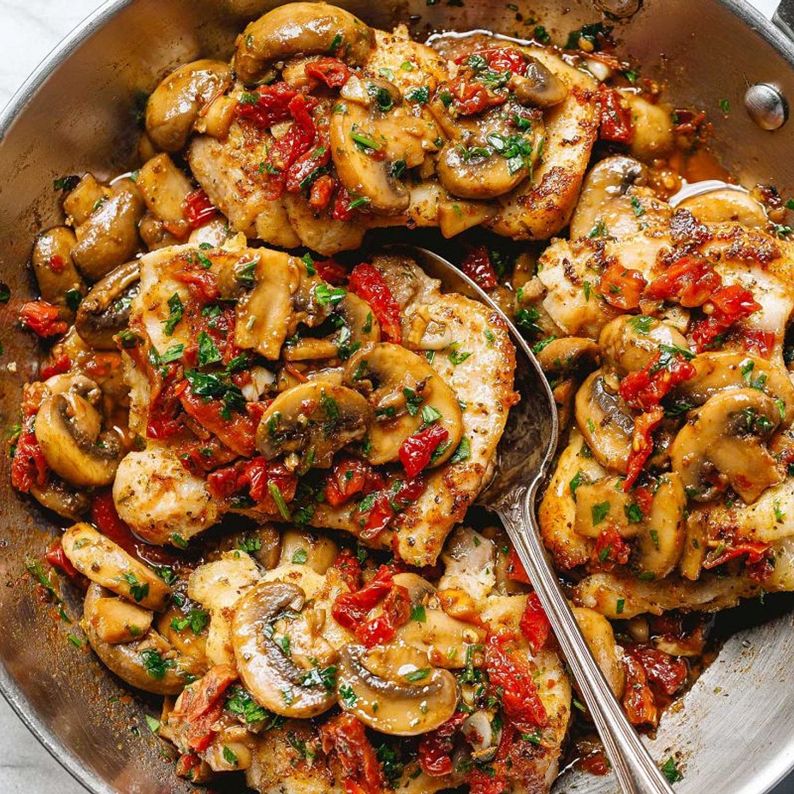 Garlic Mushroom Chicken Thighs with Sun-Dried Tomatoes