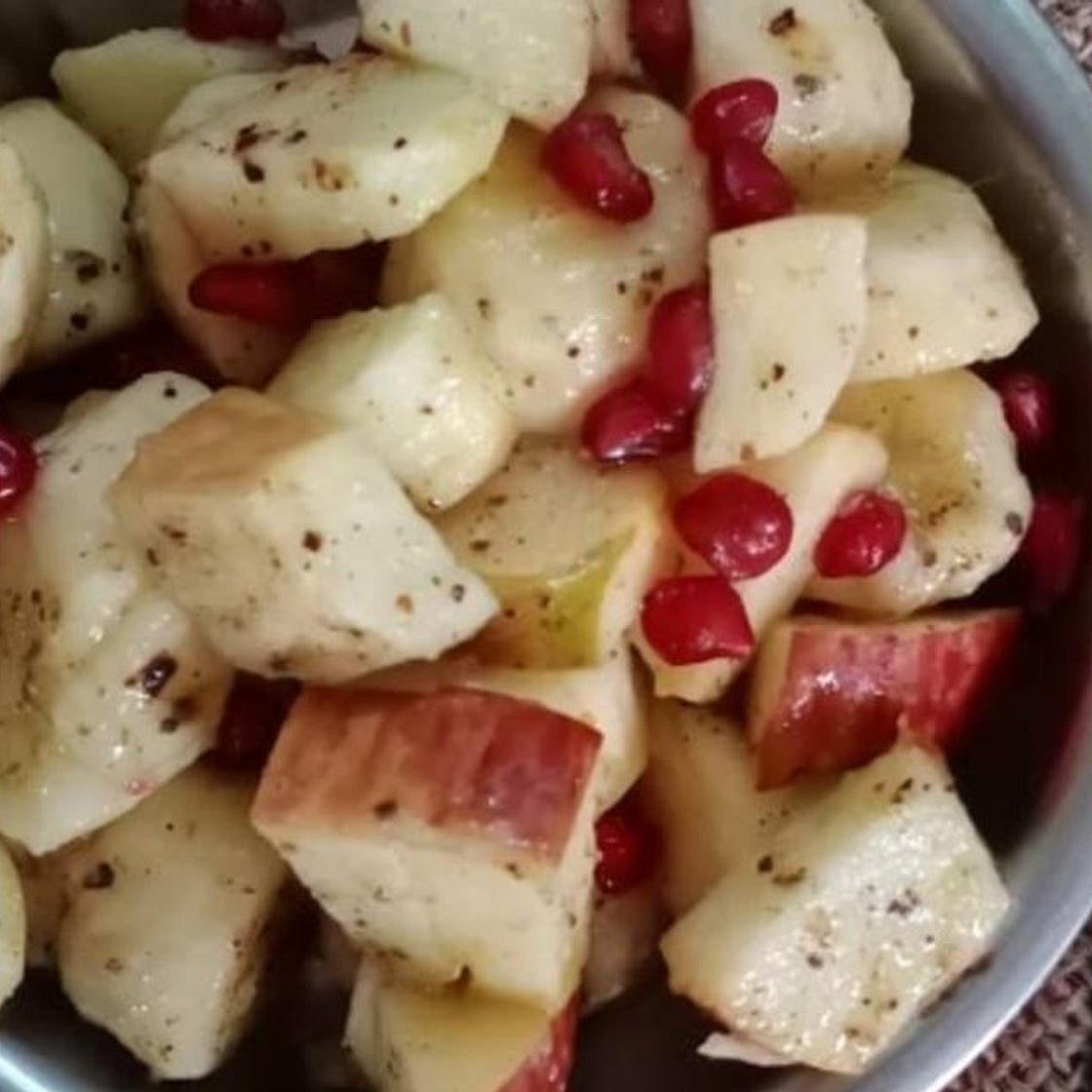 फ्रूट चाट (fruit chaat recipe in Hindi)