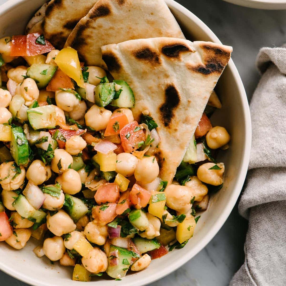 Mediterranean Chickpea Salad