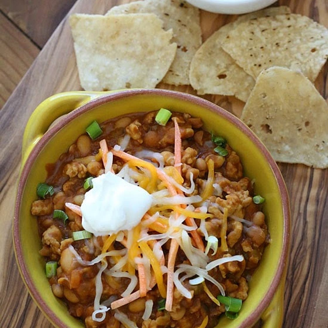 Buffalo Chicken and Bean Chili