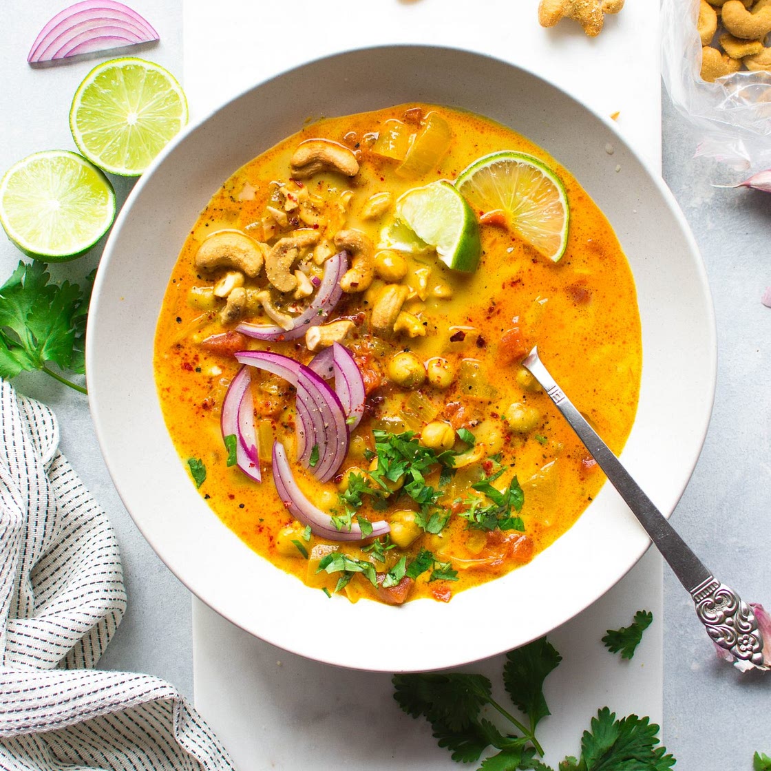 30 Minute Chickpea and Tomato Coconut Curry Soup {vegan + gluten free}