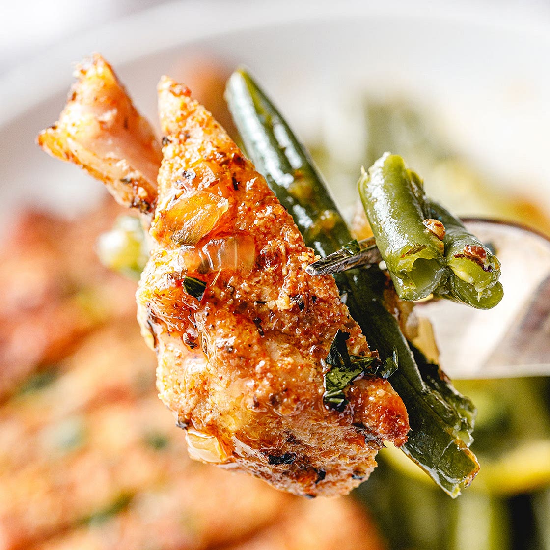 Instant Pot Pork Chops with Green Beans