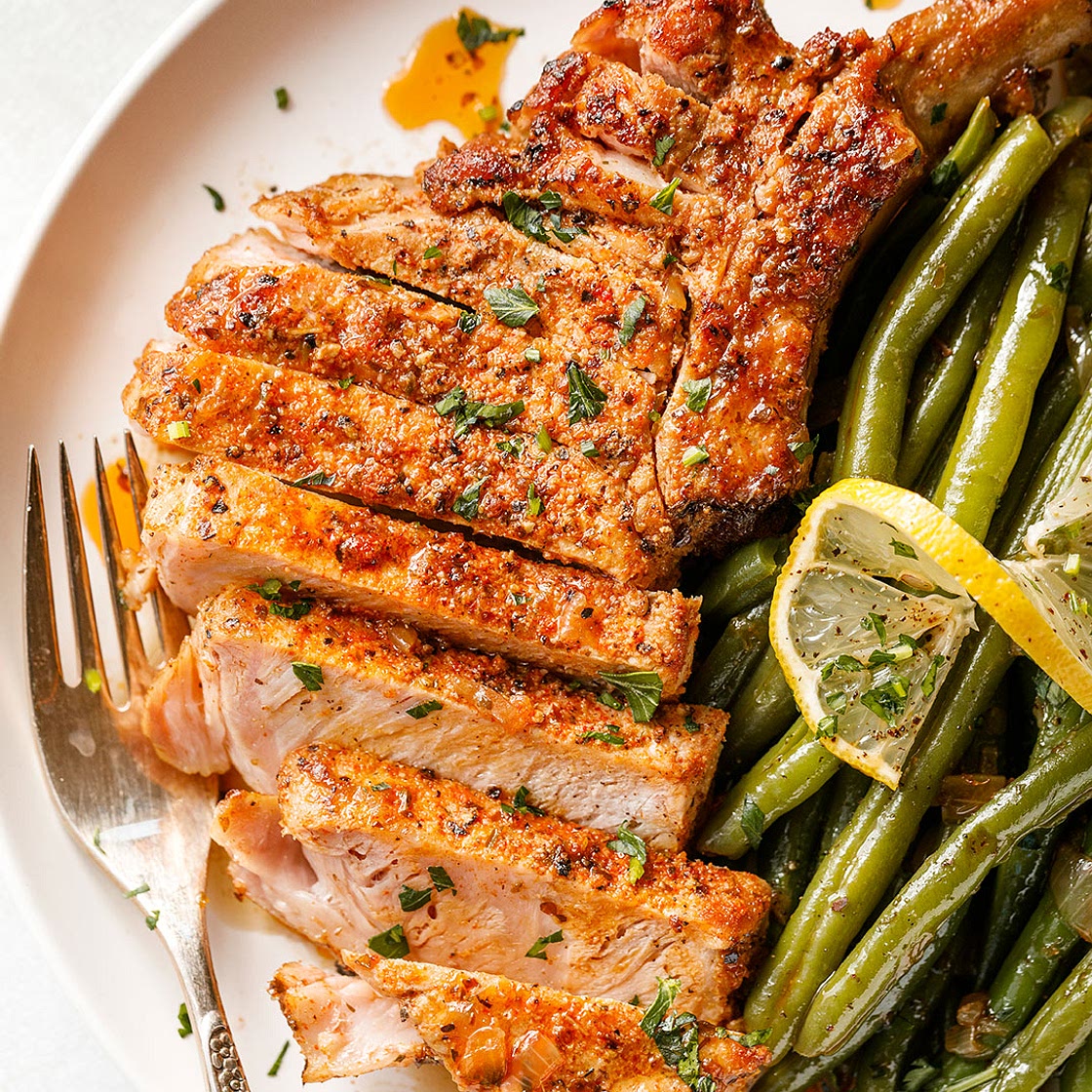 Instant Pot Pork Chops with Green Beans