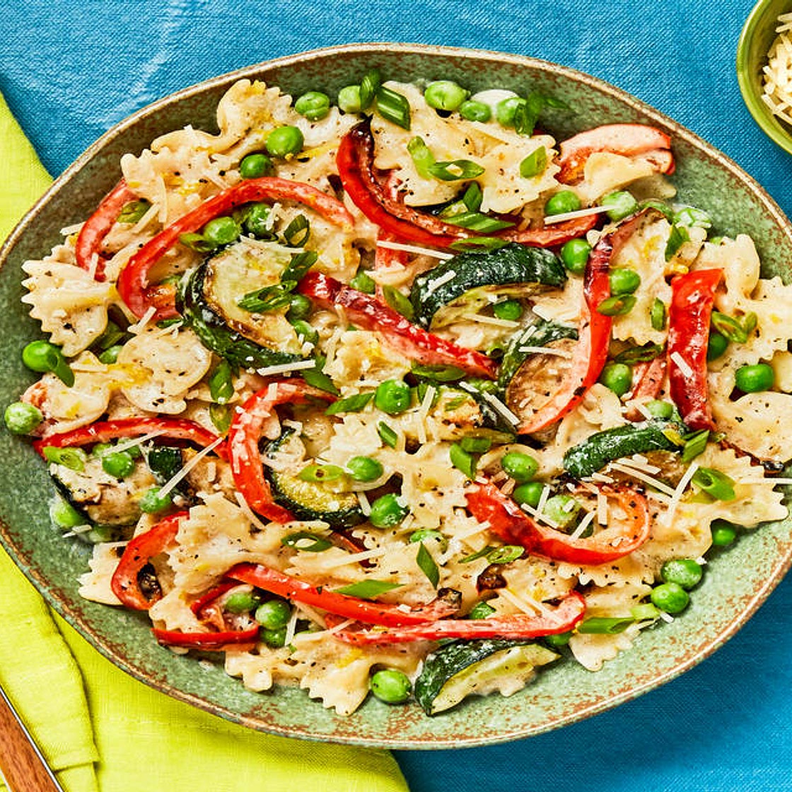Pasta Primavera with Lemon Sauce, Bell Pepper, Zucchini & Peas