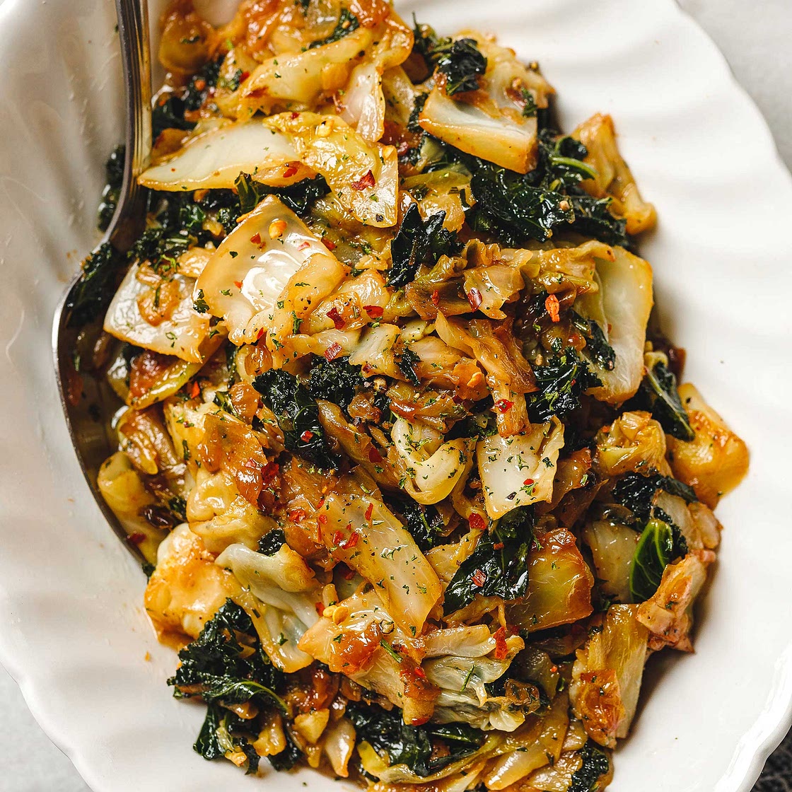 Garlic Sautéed Cabbage Kale Skillet