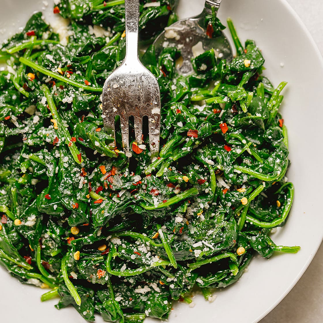 5-Minute Sauteed Lemon Garlic Spinach