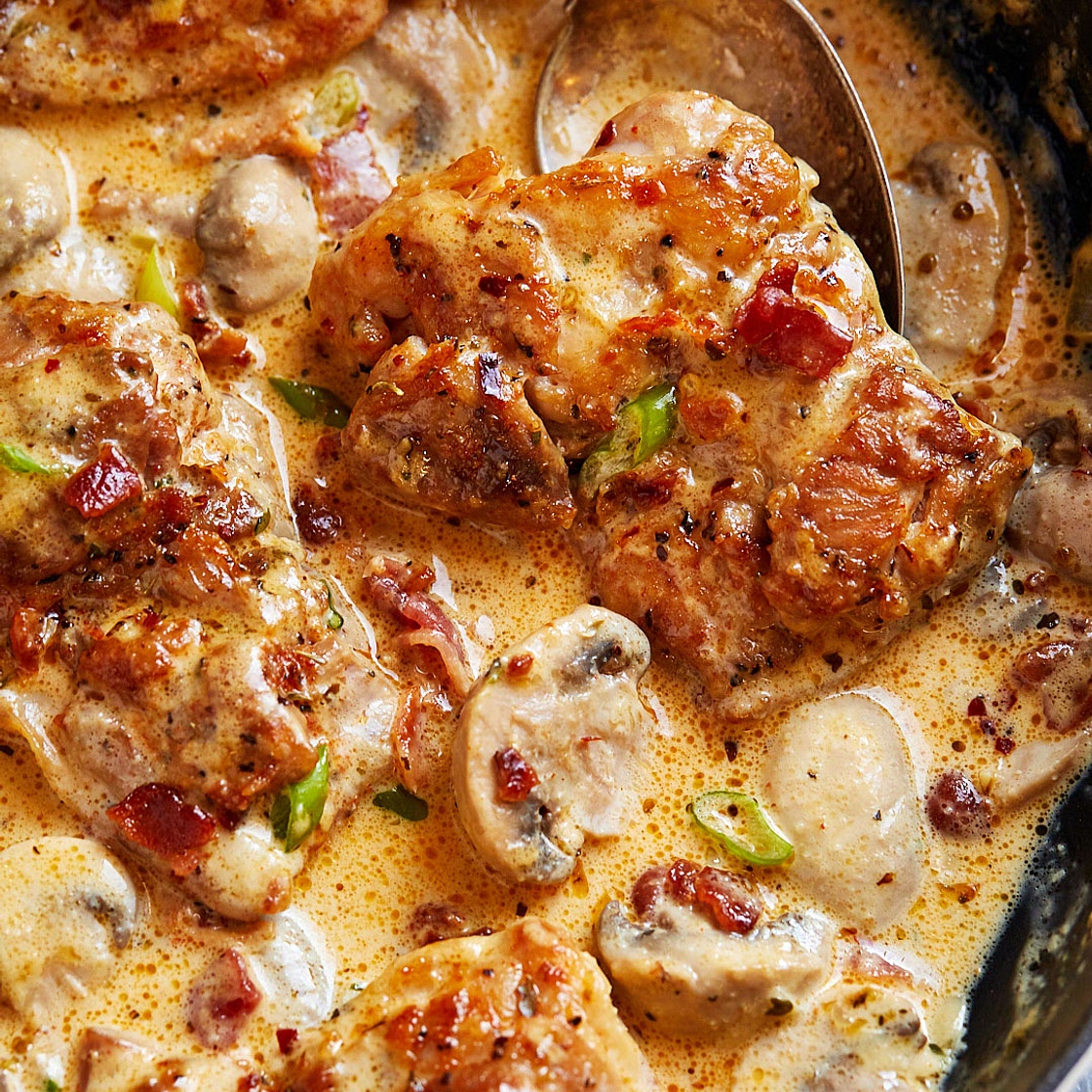Creamy Mushroom Chicken Skillet with Bacon