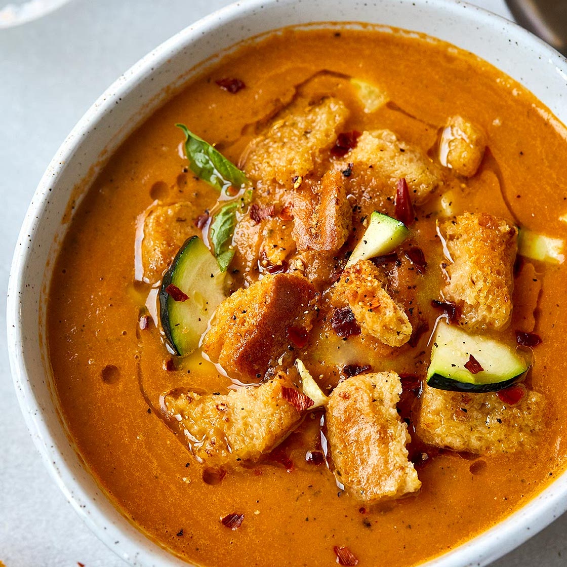Healthy Tomato Zucchini Soup {Vegan + Gluten-Free}