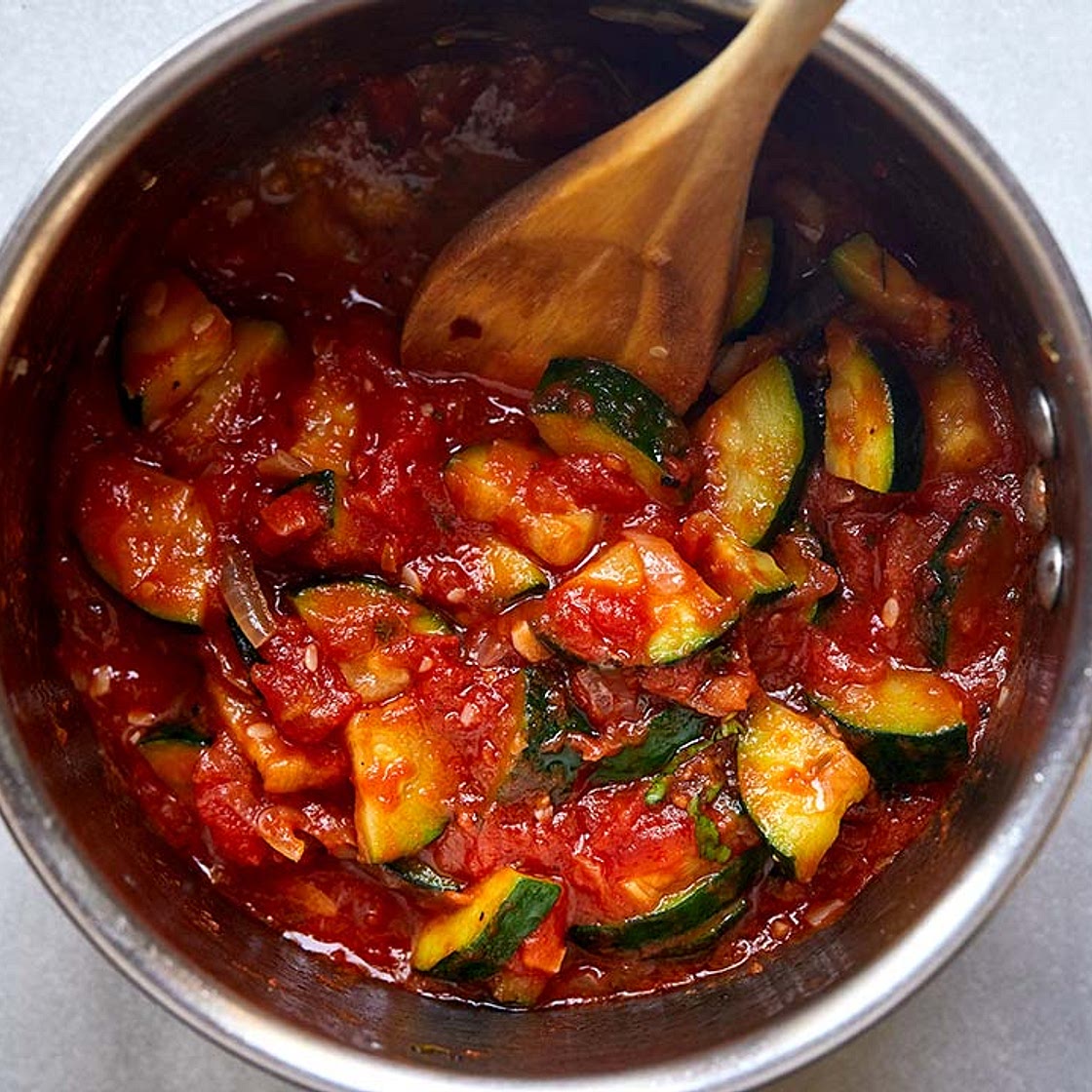 Healthy Tomato Zucchini Soup {Vegan + Gluten-Free}