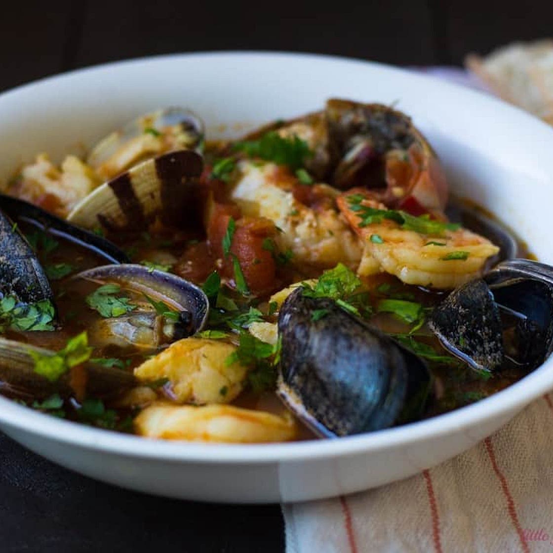 Cioppino (Italian Seafood and Tomato Stew)