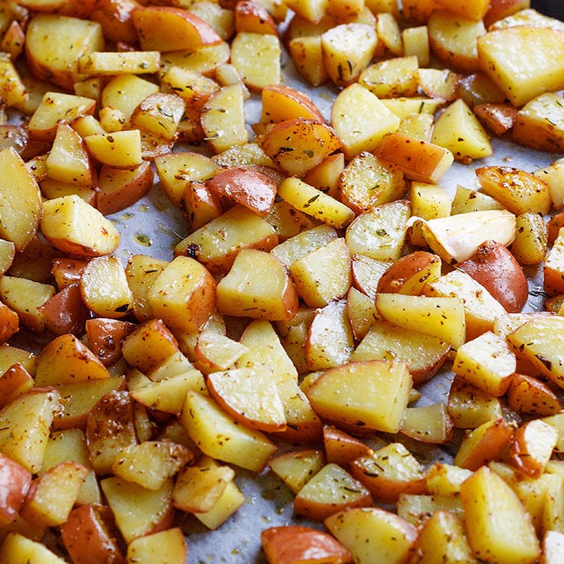Garlic Cajun Roasted Potatoes