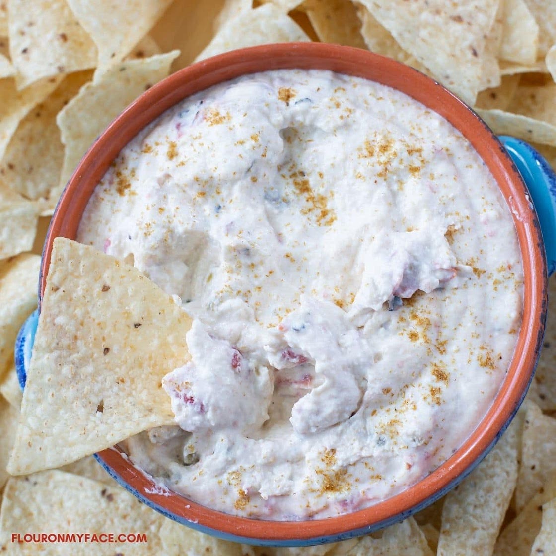 Crock Pot White Queso Dip