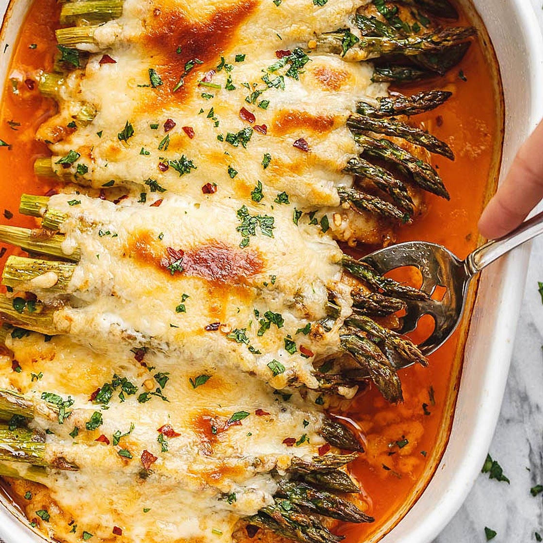 Chicken Casserole with Asparagus and Mozzarella