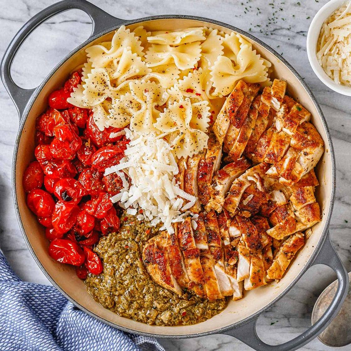 Easy Pesto Chicken Pasta