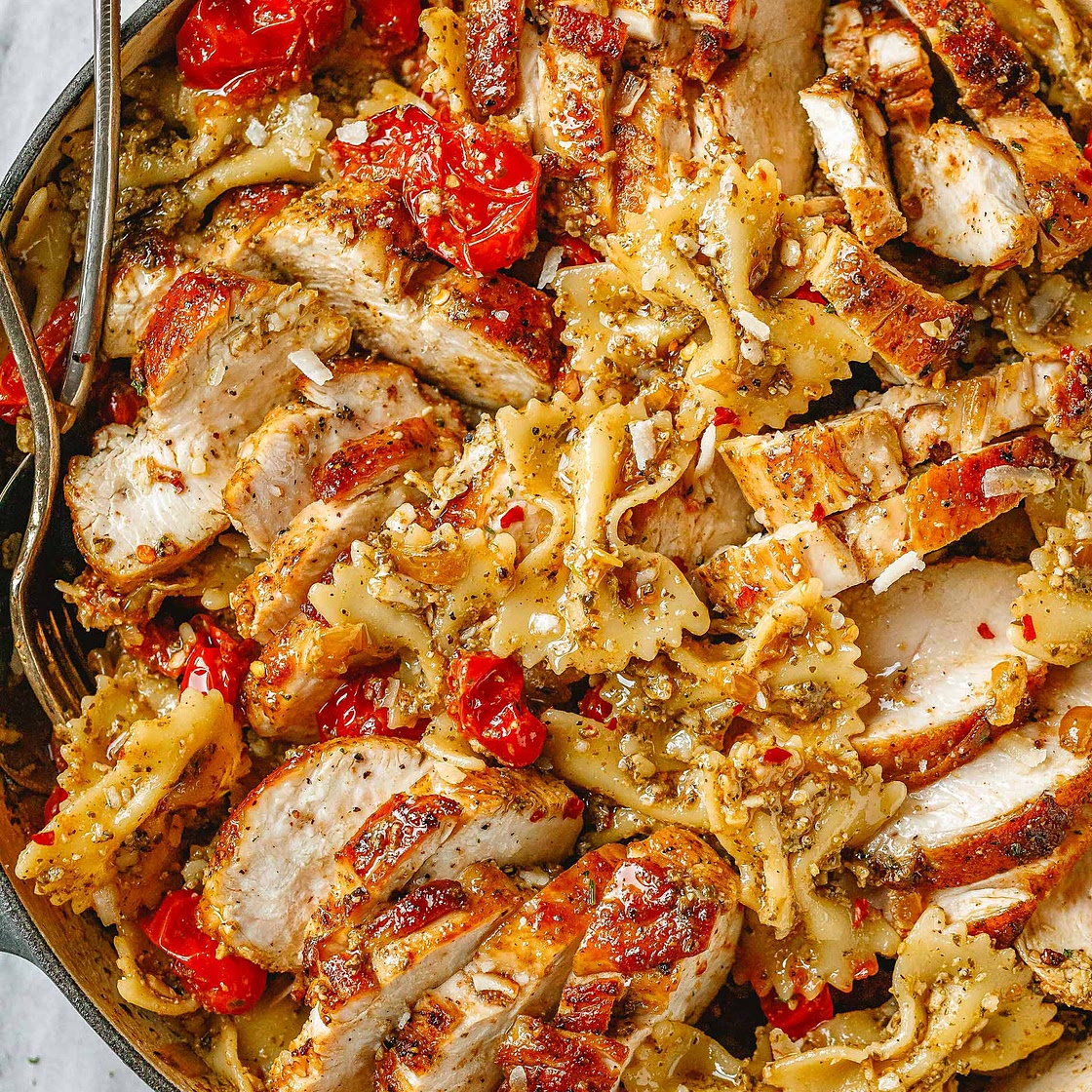 Easy Pesto Chicken Pasta