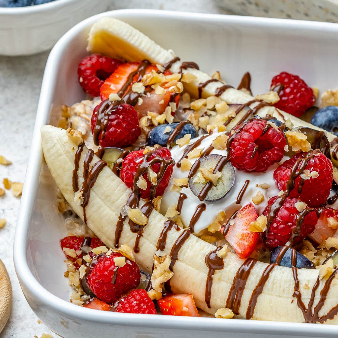 Banana Split Oatmeal Bowls