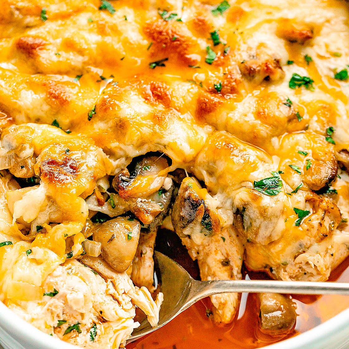 Garlic Mushrooms Chicken Casserole with Parmesan