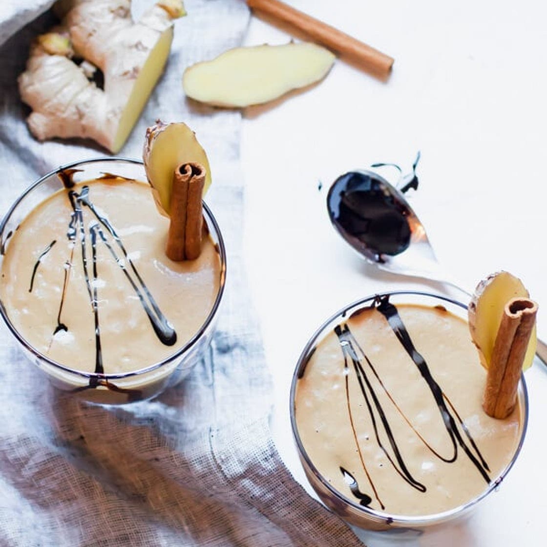 Healthy (No Fruit) Gingerbread Smoothie
