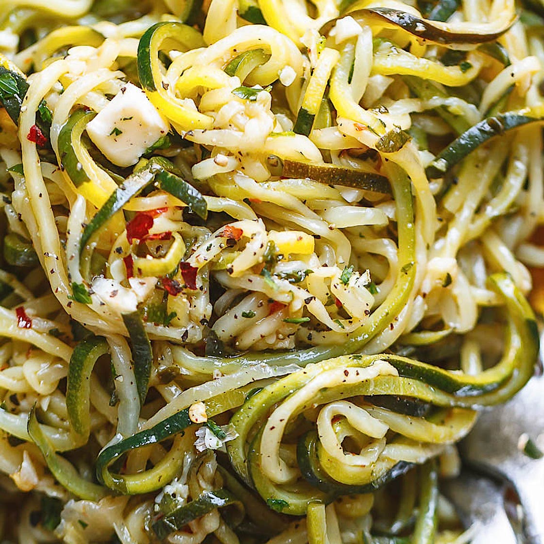 Lemon Garlic Butter Zucchini Noodles