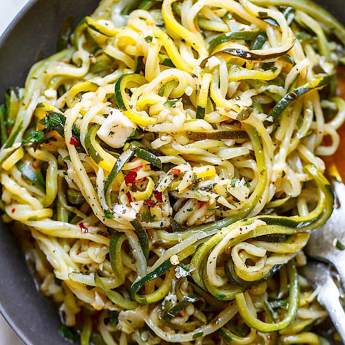 Lemon Garlic Butter Zucchini Noodles